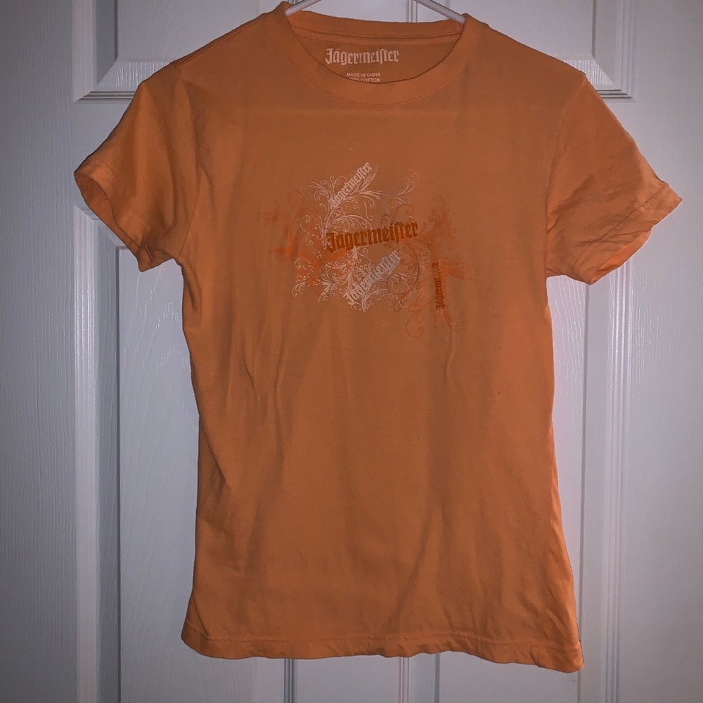 Like New! JAGERMEISTER T-Shirt w/ scroll work & felt design